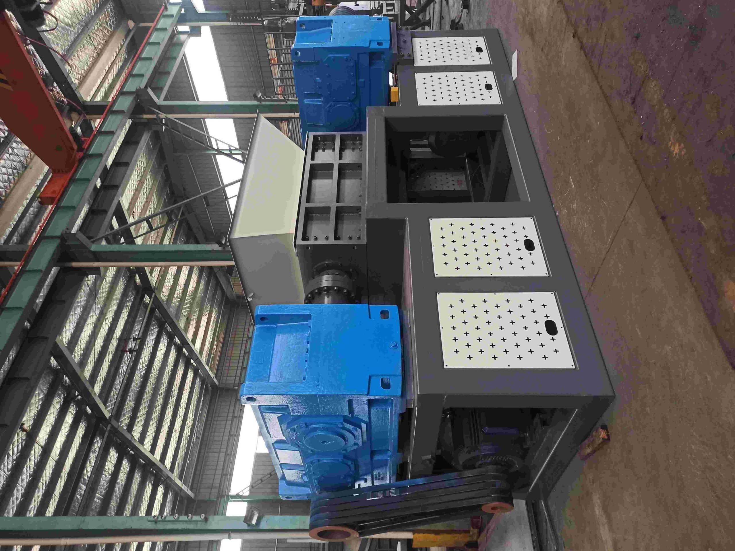 000-type-double-shaft-shredder-machine-211-scaled